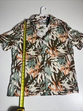Free Planet Men's Short-Sleeve Tropical Print Shirt - Green/Brown/Orange